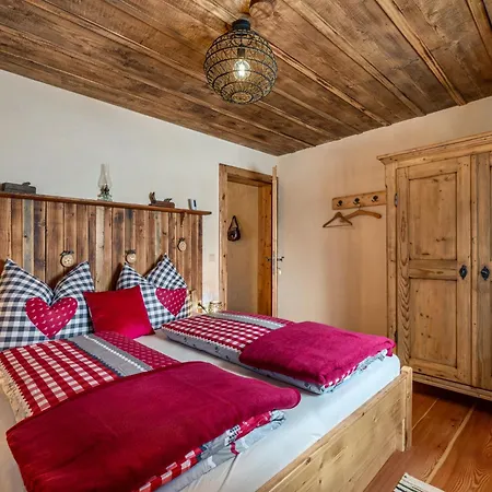 Chalet Heregger Huette By Interhome